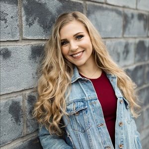 Meet your Posher, Sydney